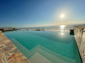 Beachfront Jacuzzi Pool & Sunset